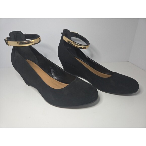 Andiamo Women’s Black Suedelike, Gold Ankle Straps Almond Toe Wedge Heel Sz 8 - Picture 1 of 7